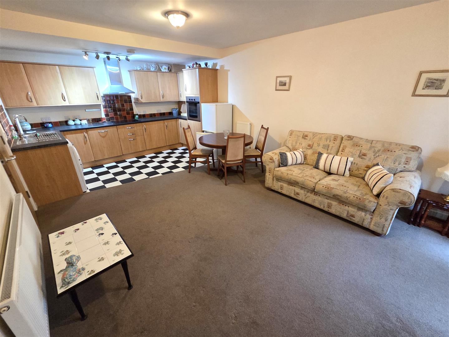 Lamberts Road, Swansea, SA1 8QS